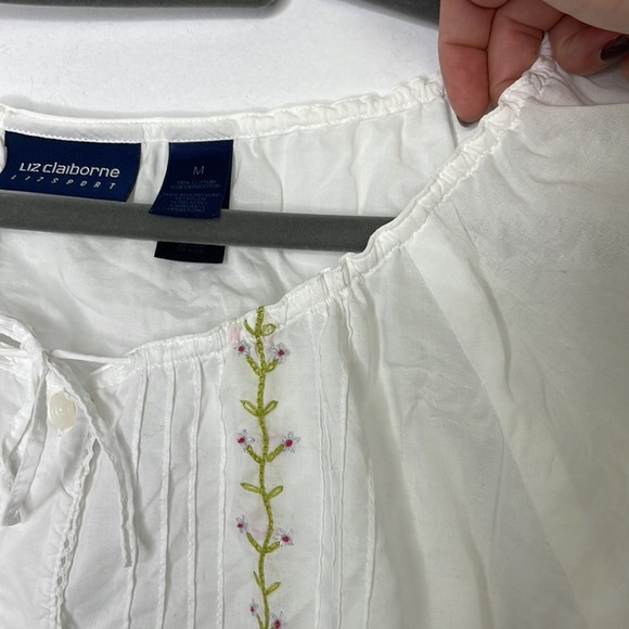 𝅺Vintage Liz Claiborne drawstring neckline floral embroidered blouse - Picture 4 of 7